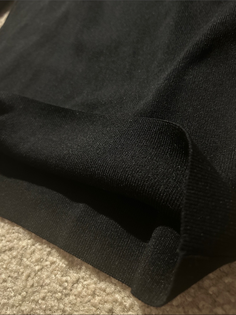 EXPRESS Black and White Contrast V-Neck Sweater - Picture 3 of 3